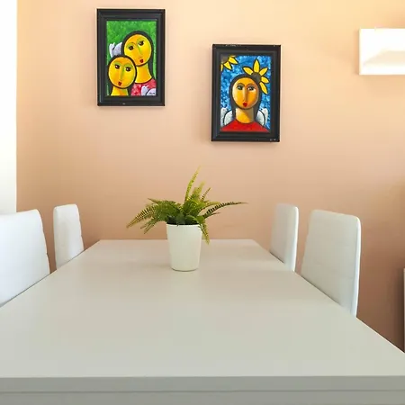 Apartment Garden-view In Near